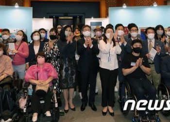 개막 2주만에 5만명↑…청와대 장애예술인 특별전 ‘국민 속으로 어울림 속으로’