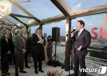 美서 3년만에 열린 ‘SK나이트’ 성료…최태원 “한미 협력 강화해야”