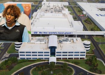 현대차 전직 임원 인종차별-부당해고로 공장 고소