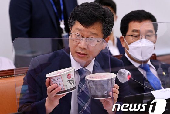 “고환율·원자잿값 어떡하라고”…국감서도 “가격인상 자제” 압박