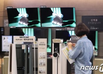 “내년에도 TV·가전·IT제품 수요절벽”…전자업계, 재고 대응 총력전