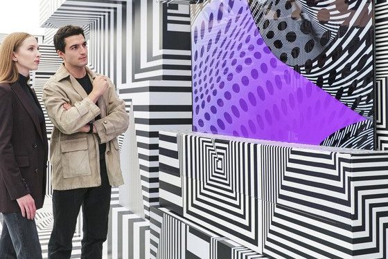 예술이 된 LG 롤러블 TV…LG전자, 프리즈 런던 2022 참가