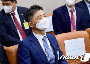 ‘창사 이래 최대 위기’…카카오, 창업자 김범수 등판할까