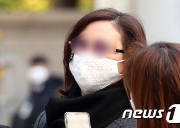 정경심 전 교수, 형집행정지 연장 신청…”척추 추가 수술 필요”