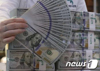 ‘돈맥경화 확산’ 10대그룹도 유동성 점검 강화…”투자 줄이고 현금 확보”