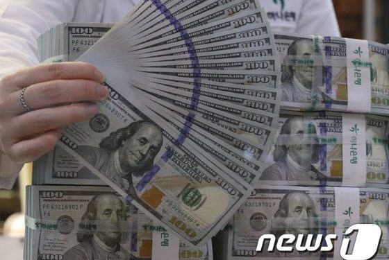 ‘돈맥경화 확산’ 10대그룹도 유동성 점검 강화…”투자 줄이고 현금 확보”