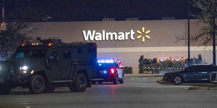 월마트 직원, 휴게실서 총기난사…용의자 포함 7명 사망