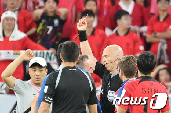‘한 경기 10명 퇴장’ 심판이 포르투갈전 주심 맡는다