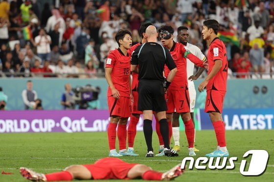 안정환 “심판 판정, 월권 아니냐…이해할 수 없다”