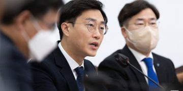 장경태 “빈곤 포르노는 사전·논문에 있는 용어”…與 철회요구 일축