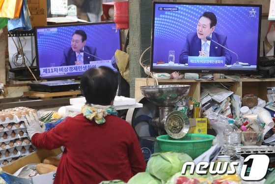 고물가에 소득·분배마저 악화…초라해지는 尹 경제성적표