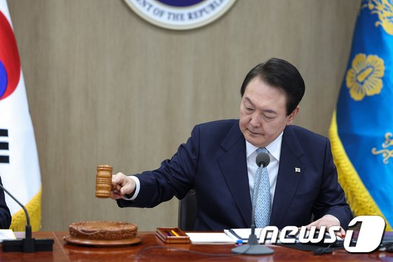 “불법과 타협 없어”…尹정부 노동정책, 줄파업 앞두고 ‘법과 원칙’ 못박았다