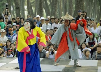 ‘탈춤’, 韓 22번째 유네스코 인류무형유산…北 ‘평양랭면풍습’도 등재