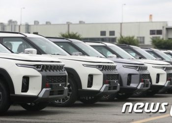 새 주인 만난 쌍용차, 수출도 호조세…”갈길은 멀어 美·유럽 진출이 관건”