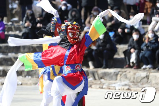 풍자·해학 담은 ‘한국의 탈춤’, 유네스코 인류무형유산 등재될 듯