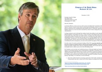 배리 무어 하원의원, 바이든에 펜타닐 위기 해결 촉구