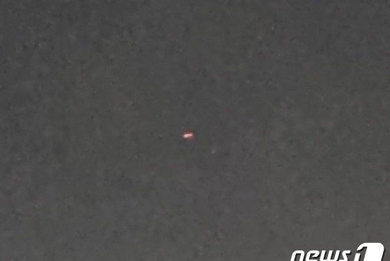 “전쟁 난 줄” 한밤 굉음에 서울북부 인천 춘천 주민들 깜짝…비행체 목격담도