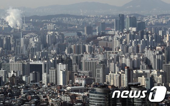 “가격 낮춘 급매만 팔려요”…일주일새 강남아파트 5000만원↓