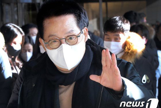 박지원 복당 앞둔 민주당…”野 탄압 수사 자원에 동원해야”