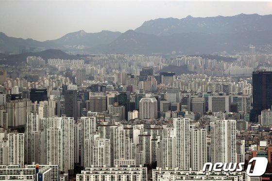 역대급 집값 급락 속 상위 20% 초고가 아파트 高高 양극화 계속