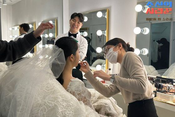 ‘오늘 결혼’ 박수홍, 신부 대기실 현장 포착…사랑꾼 미소