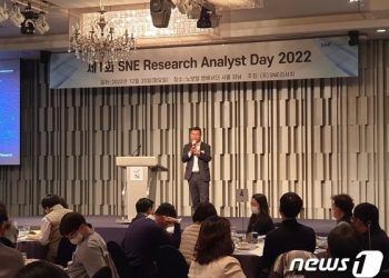 K배터리가 휩쓴다…”2030년 북미 전기차 80%, 유럽 전기차 45% 탑재”
