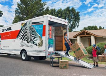 사람들 여전히 민주당 주 떠나 공화당 주로