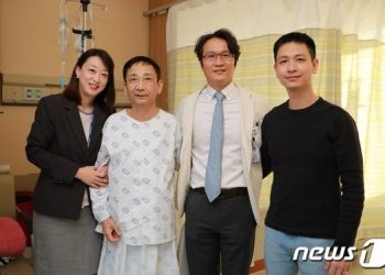 전 세계 명의 수소문한 베트남 신장암 환자, 한국서 수술받고 회복