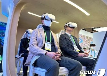 삼성·LG 이어 SK 방문한 정기선…”같이 해야할 일 많아”