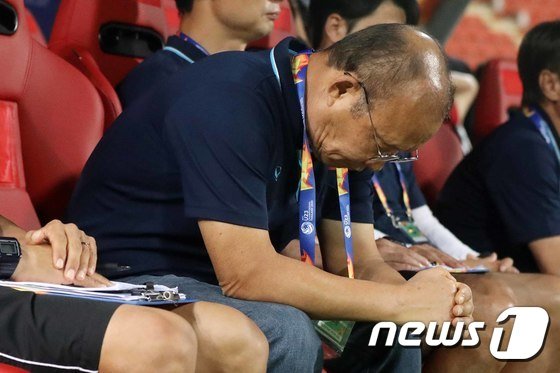 베트남 박항서 vs 인니 신태용…결승 길목에서 만난 한국 축구 선후배