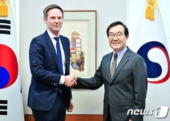 이도훈 차관, 美 NSC 부보좌관 만나 “IRA 차별 요소 해소” 요청