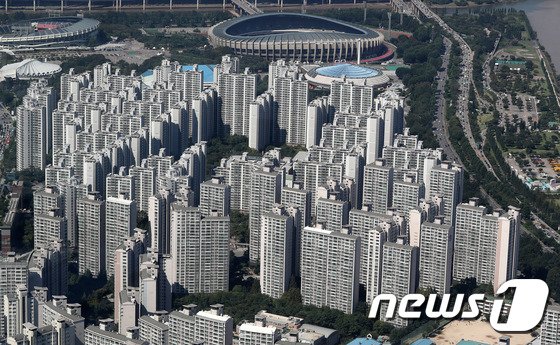 ‘잠실엘스 국평’ 2년반 만에 19억원선 무너져…8억원↓