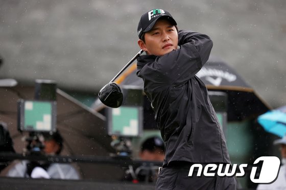2주 연속 특급대회, ‘빅3′ 싸움 계속…’황제’ 우즈 첫 출격도 관심