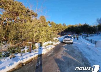 남자친구와 여행 중 전 남친 아이 출산…영하 날씨에 길에 버린 20대女