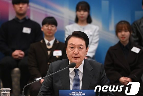 尹 대통령 “글로벌 공급망 보호 위해 韓·日 협력 필수적”