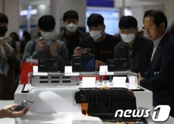 전기차 배터리 시장 규모 163조…”시장 점유율 中 44.4%, 韓 22.9%”