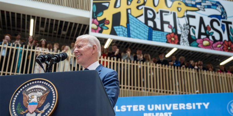 바이든 “기밀 유출 관련 전면 조사 중…현재의 내용 담기지 않아”