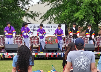 다문화 지역사회에 한국의 멋과 맛 알렸다