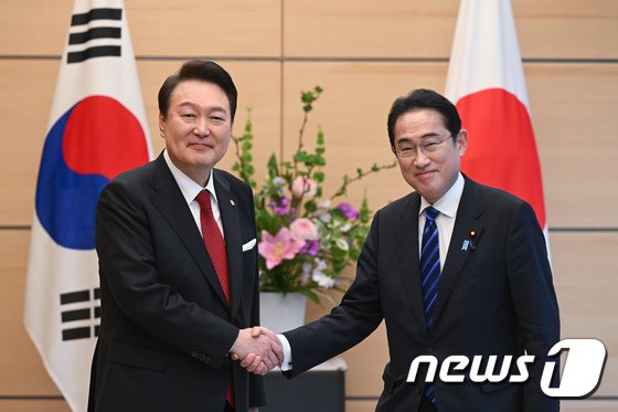‘바쁜’ 尹, 5월 중 한일·한미일 연쇄 회담할 듯…3국 공조 ‘급물살’