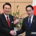 ‘주도권’ 잡은 尹, ‘조기답방’ 기시다…한일회담서 ‘선물’ 나올까