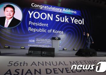 尹 “아시아 공급망 구축 적극 참여…연대 필요”