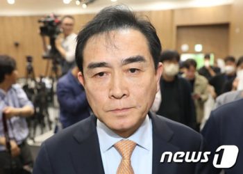 국민의힘, 태영호 놓고 의견 분분…”자진사퇴” vs “징계 사유 불분명”