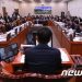 與 “尹외교, 눈부신 성취” 野 “글로벌 호갱 평가”