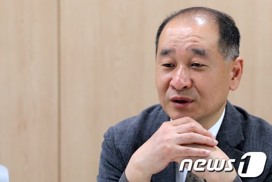 밧데리아저씨 “내 덕에 돈 벌어놓고…은혜 모르는 금수” 활동 중단