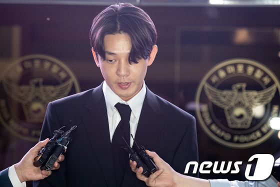 유아인이 ‘도피 자금’ 지원한 의혹 유튜버 프랑스로…수배 요청