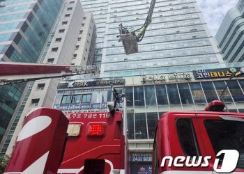 ‘해운대 호텔 화재’ 170명 대피소동…10억원 피해 내고 진화