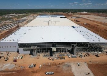 “배터리 통 큰 투자”…SK, 美타임지 선정 ‘100대 기업’ 오른 이유