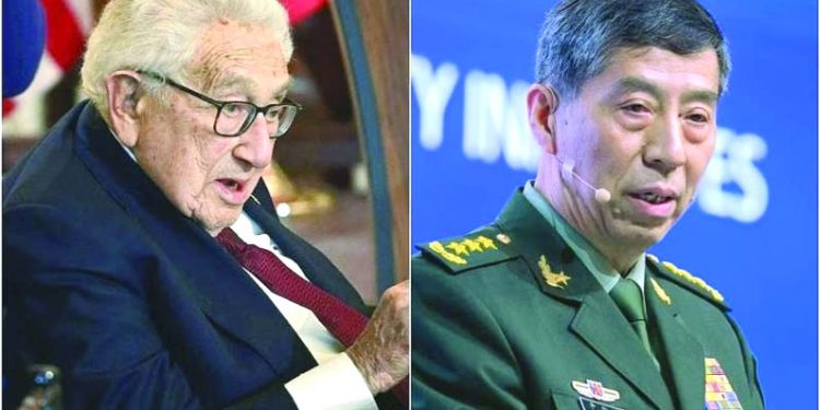‘100살 키신저’ 미국 제제 대상 中국방장관 만났다