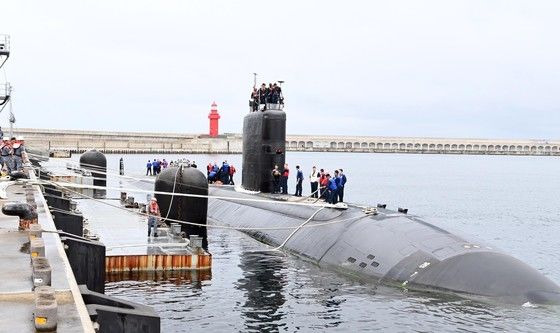 美핵추진잠수함 ‘아나폴리스’ 제주 입항… ‘전승절’ 앞둔 北에 경고장