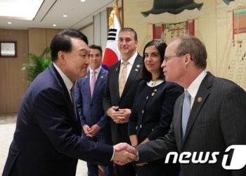 윤 대통령, 미 하원 대표단에 “한미, 기술·가치동맹으로 긴밀 협력”